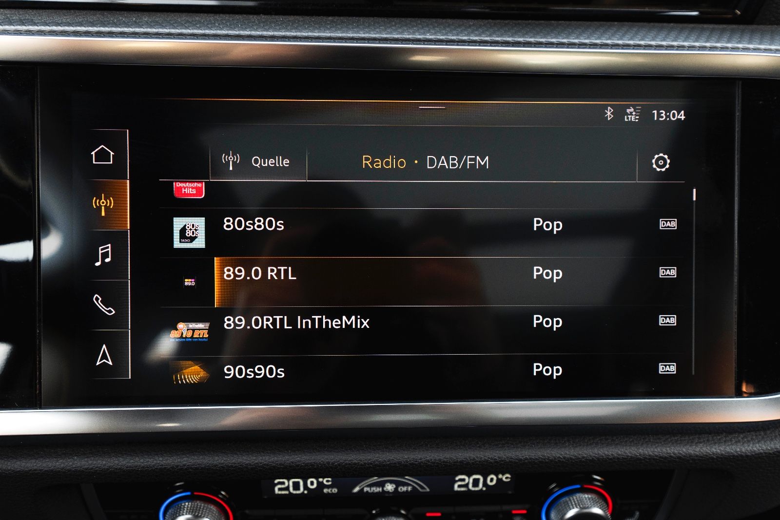 Fahrzeugabbildung Audi Q3 35 TDI QUATTRO DSP LED TOTW NAV TEMPOMAT