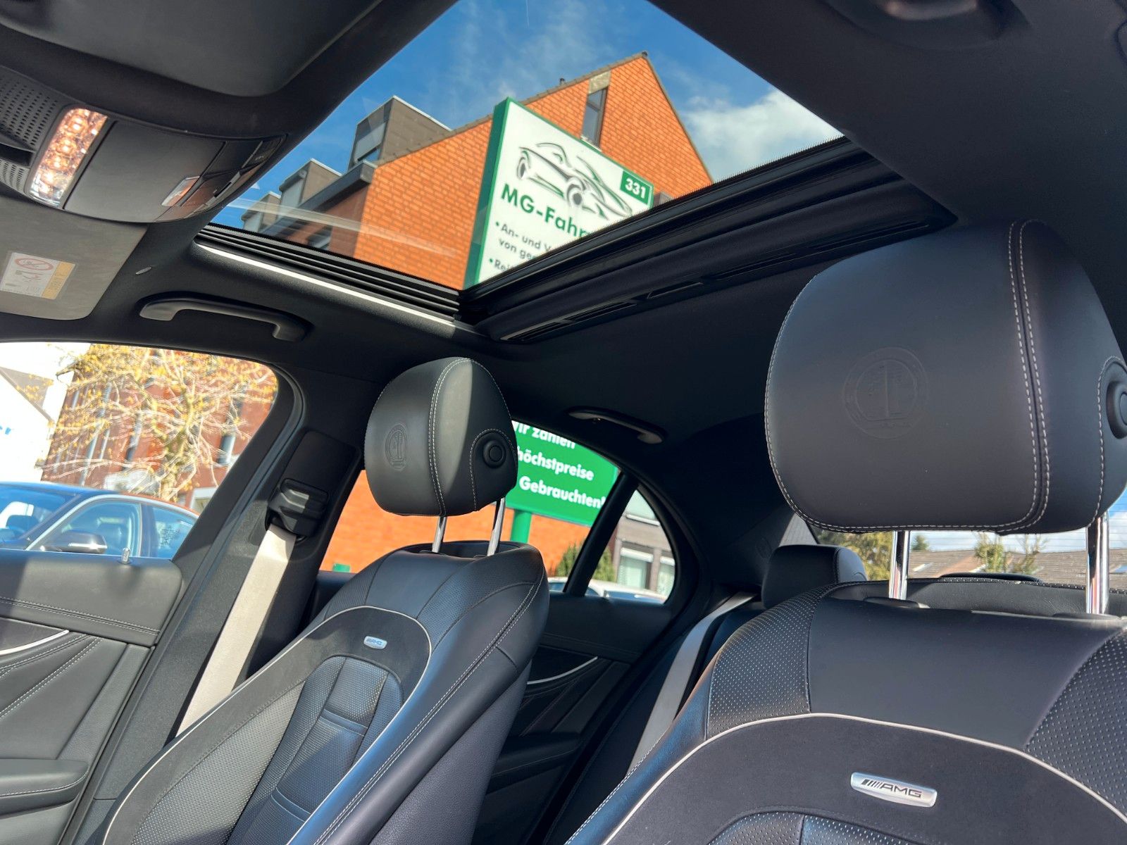 Fahrzeugabbildung Mercedes-Benz E 63 AMG S 4-MATIC 1-HAND SD KLAPPE DRIVERS PACK