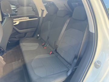 Volkswagen Touareg - 8