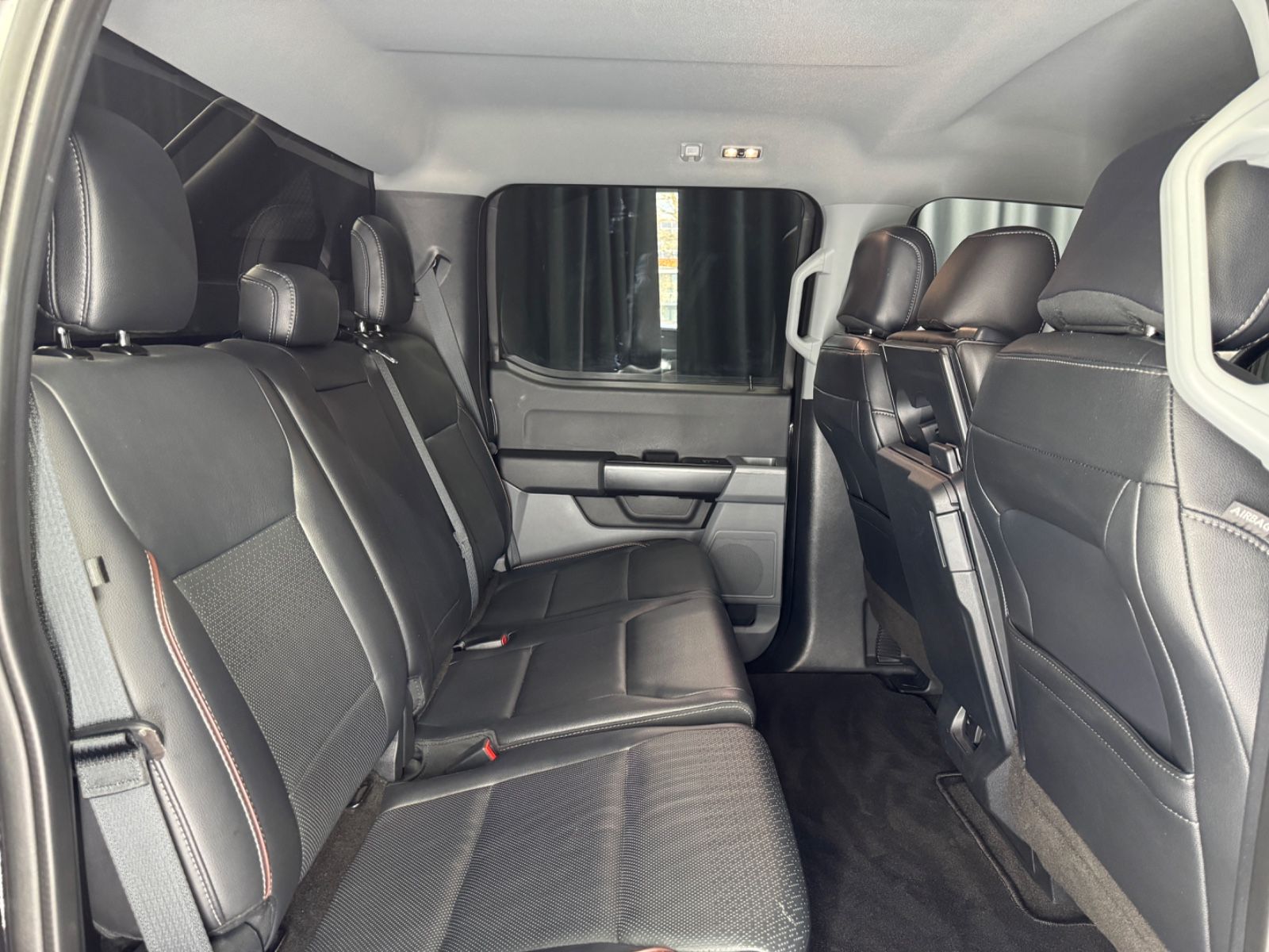 Fahrzeugabbildung Ford F 150 RAPTOR SVT|OFFROAD 20 ZOLL| 6-SITZ|NAVI|