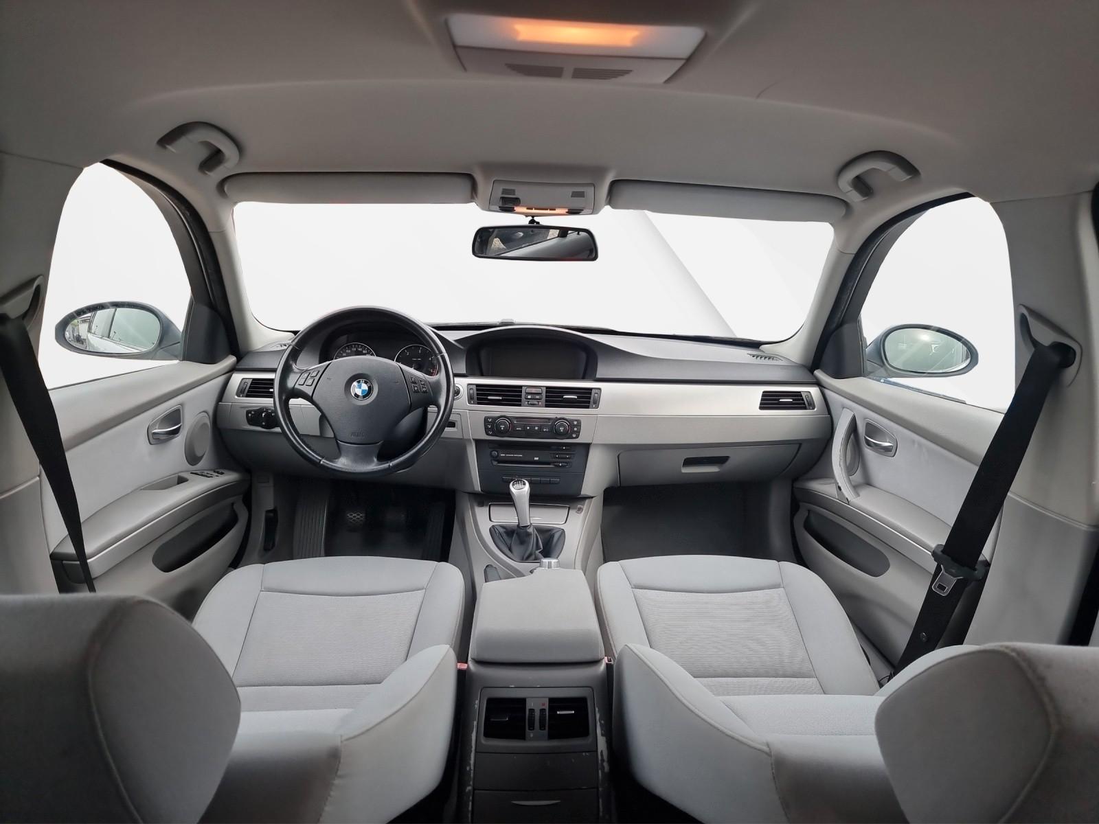 BMW 320 2005 — photo 7
