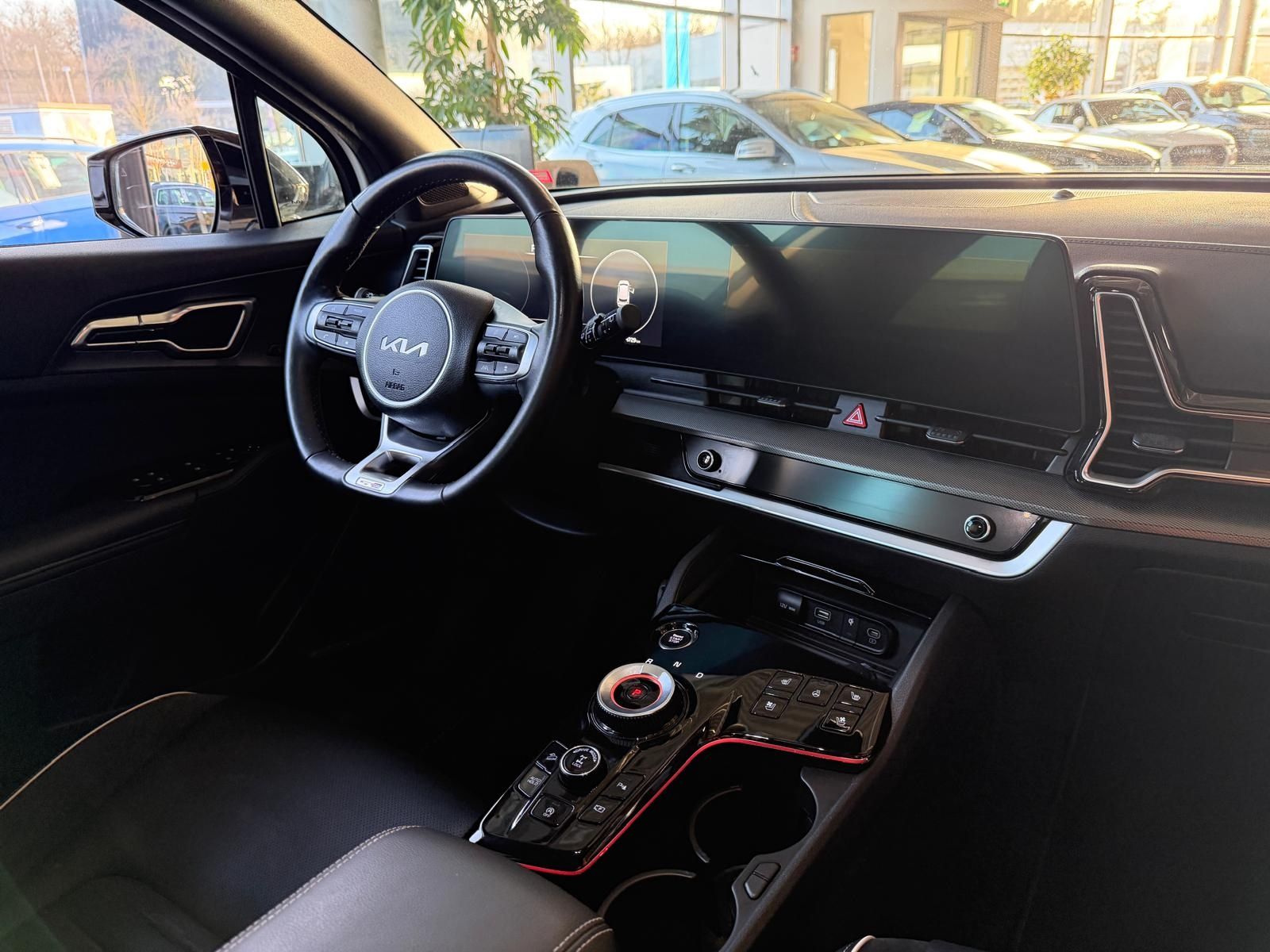 Fahrzeugabbildung Kia Sportage GT-Line 4WD AHK PANO 360° H/K LEDER 19"