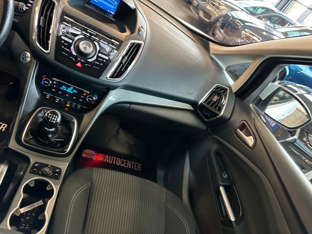 Ford C-Max Titanium *AHK*Klima*Kamera*DAB*Panorama*