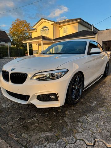 BMW 2er BMW F22 230i A GSD 18 HK LED Navi