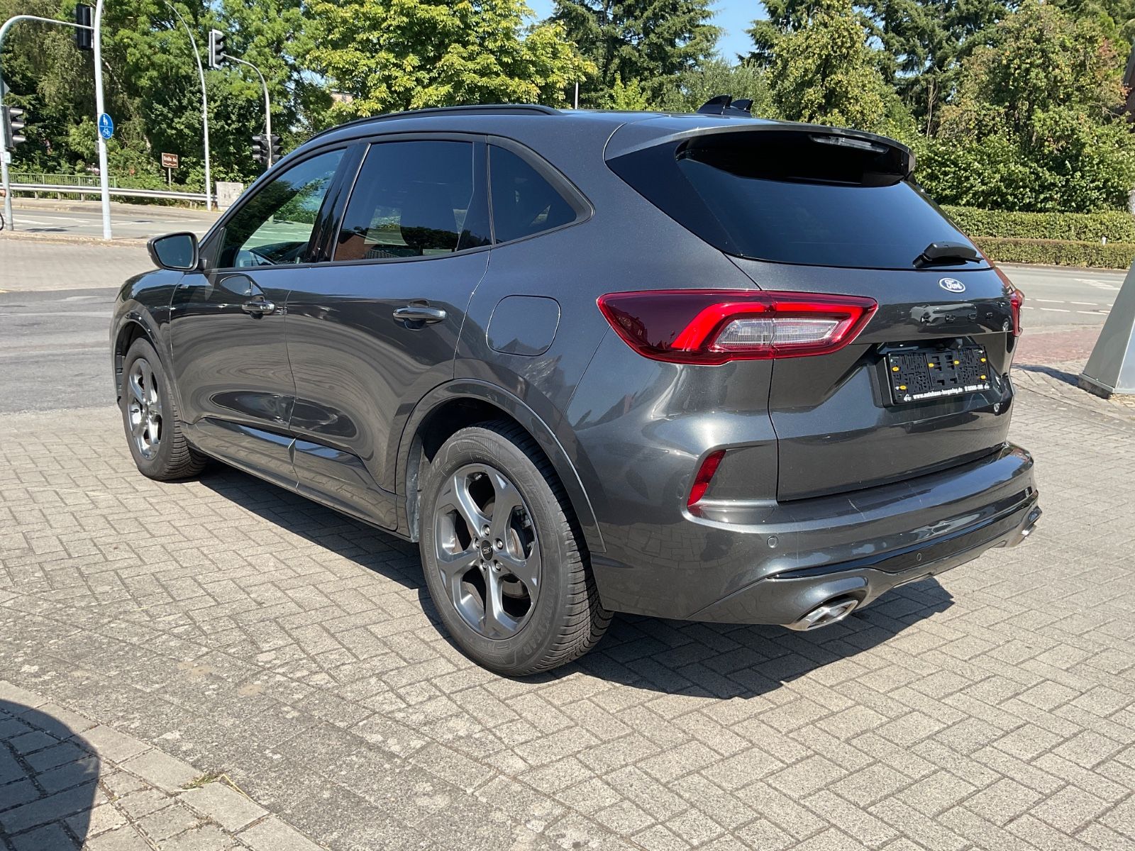 Fahrzeugabbildung Ford Kuga 1.5 EcoBoost ST-Line Auto,LED,ACC,Kamera