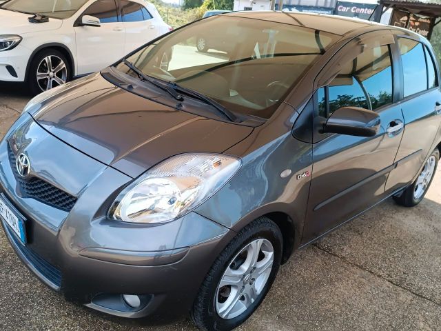 Toyota Yaris 1.4 75.000! Ok Neo Gar Rate