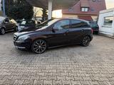 Mercedes-Benz BlueEfficiency Automatik + Gepflegt + - Mercedes-Benz B 200 Gebrauchtwagen in Karlsruhe