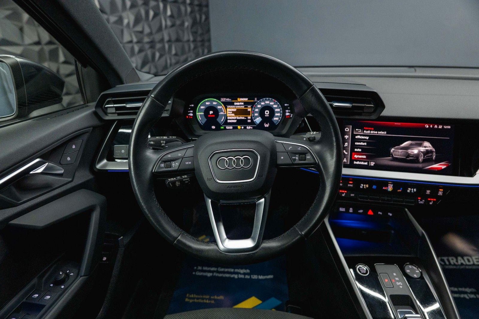 Fahrzeugabbildung Audi A3 Sportback 45 TFSIe S line Plus Night*ACC*B&O*