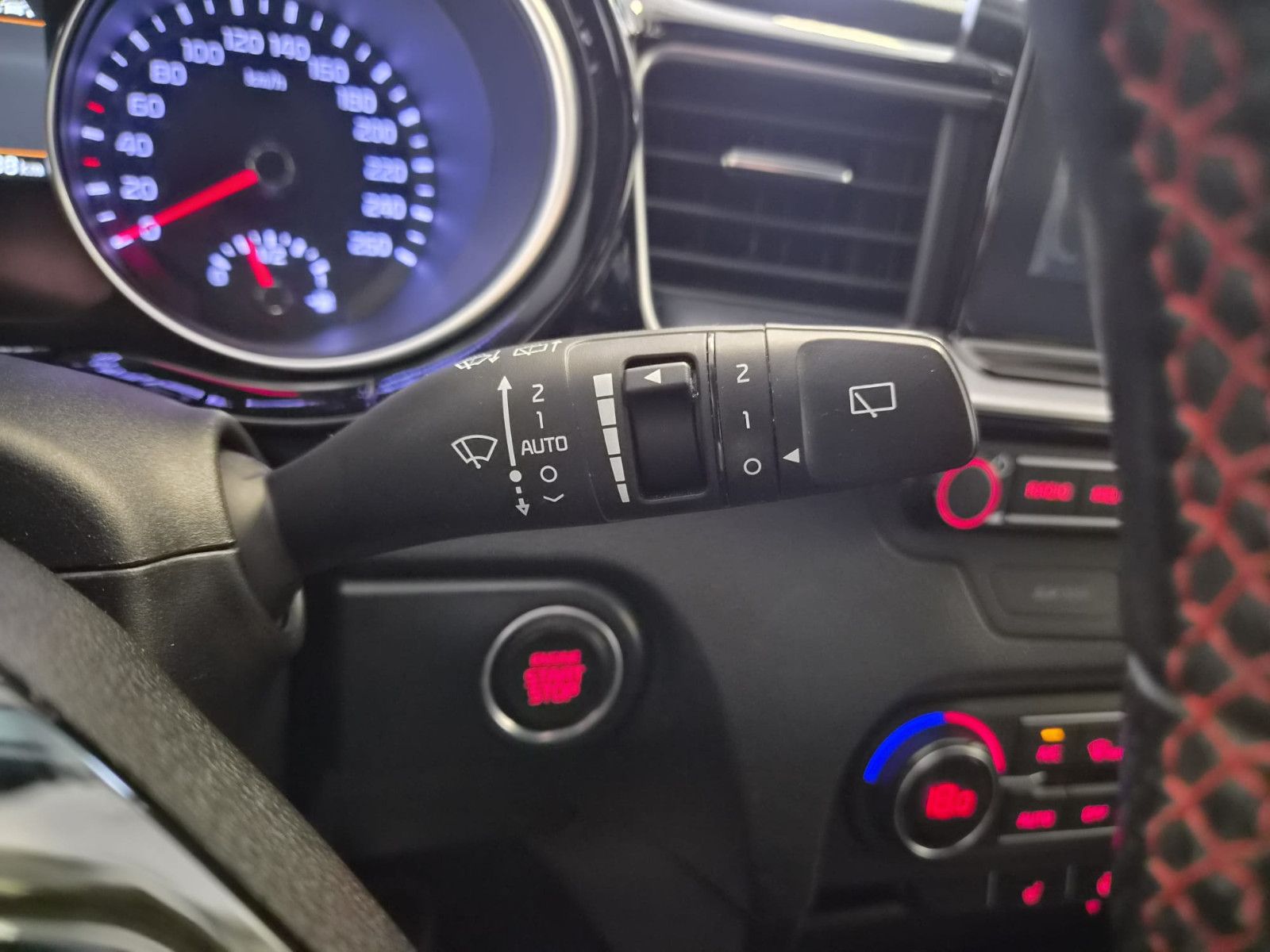 Fahrzeugabbildung Kia pro cee'd / ProCeed GT/ JBL / GEPFLEGT