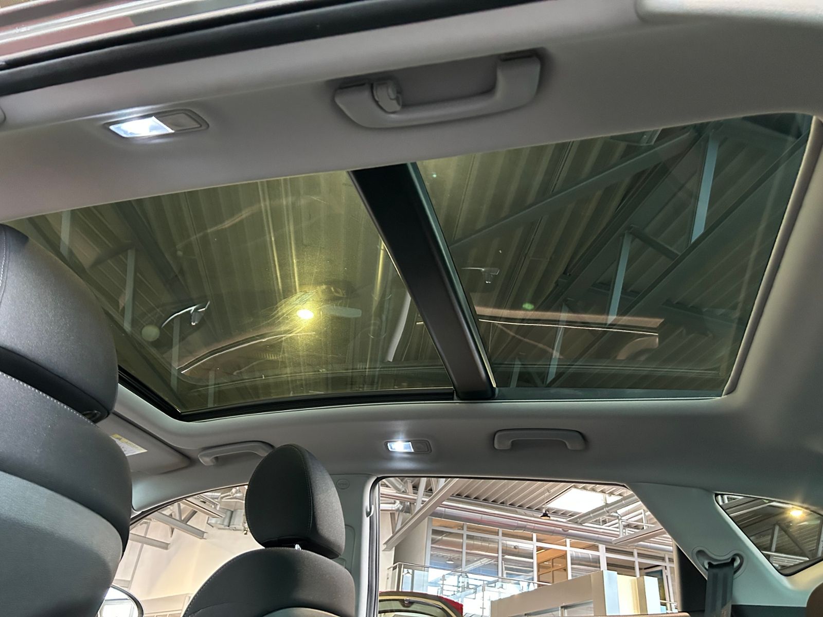 Fahrzeugabbildung Hyundai TUCSON Premium 4WD PANO AHK LED NAVI