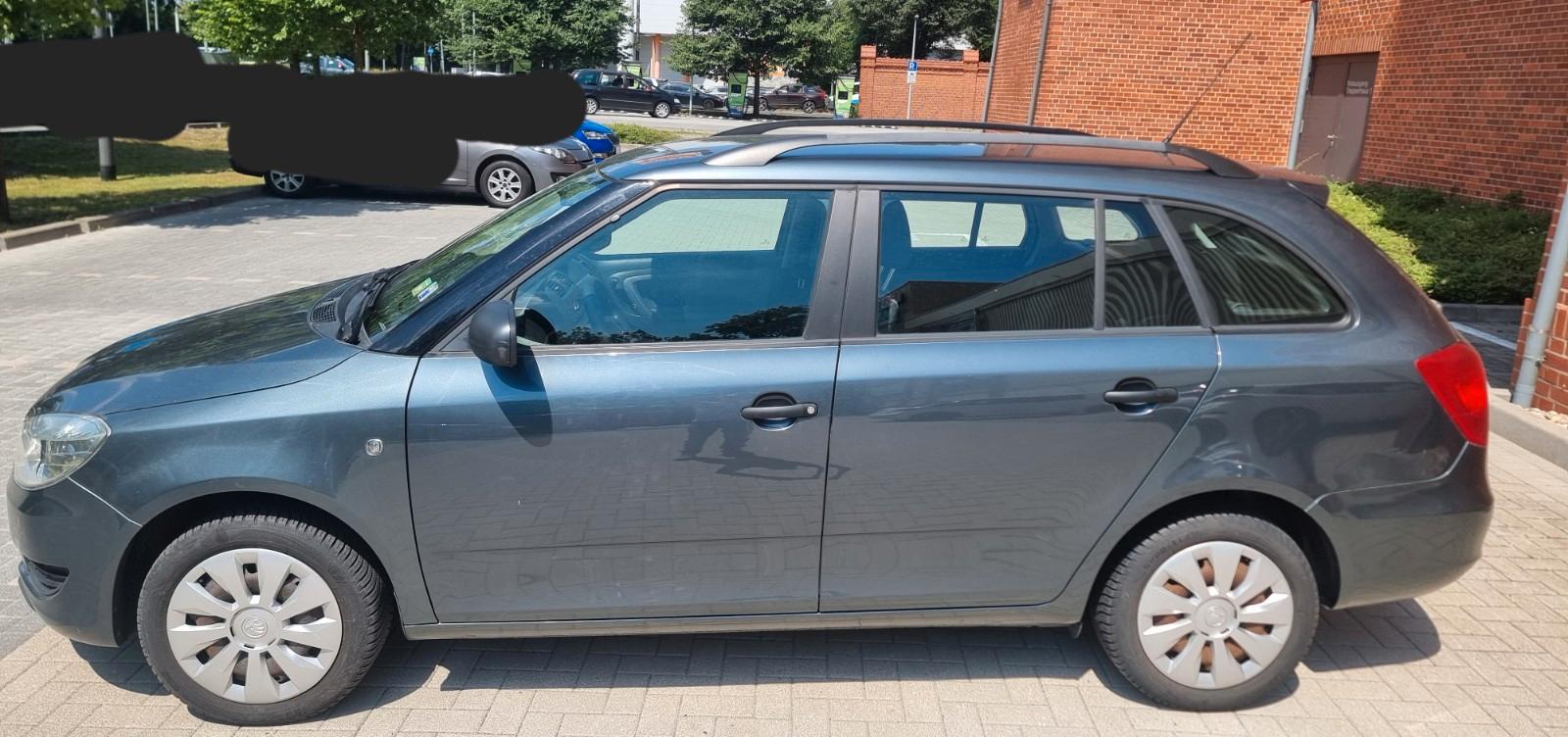 Skoda Fabia 2014 — rear view