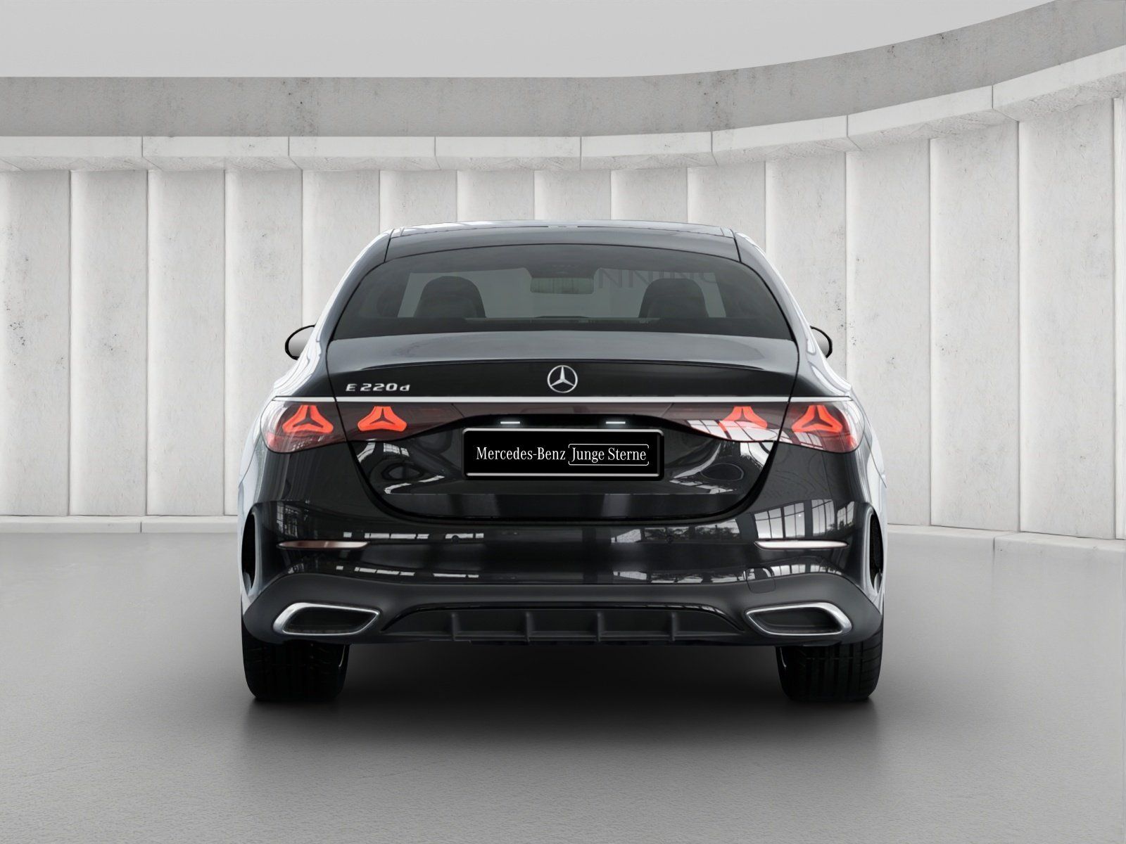 Mercedes-Benz E 220 d AMG Night-Paket Panorama DISTRONIC Totw. imagem 3