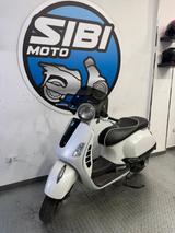 Piaggio GTS 300 - PIAGGIO MOFA