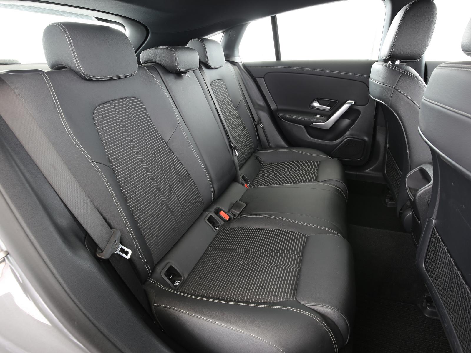 Mercedes-Benz CLA 180 LED Navi AHK ACC Alufelg, миниатюра 15
