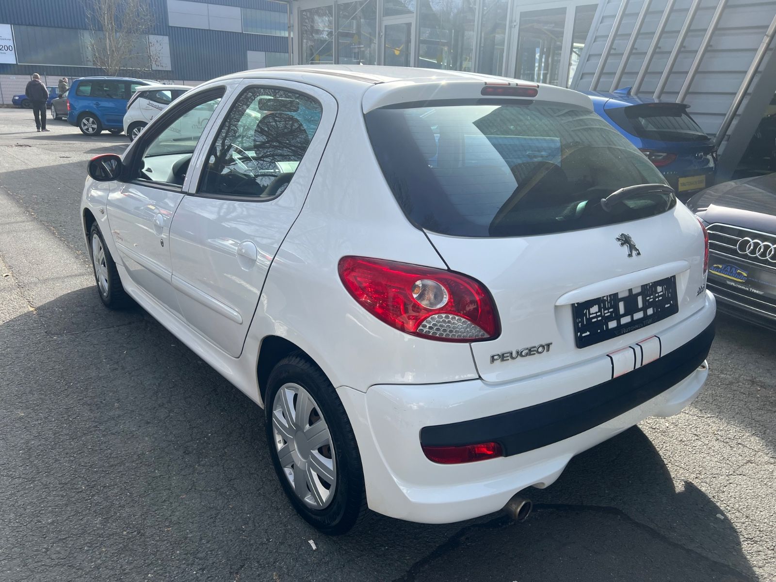 Fahrzeugabbildung Peugeot 206 + Sport Racing Edition*TÜV/ÖL NEU*