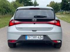 Fahrzeugabbildung Hyundai i20 1.0 T-GDI  Connect & Go *Navi*Sitzhzg*BOSE*