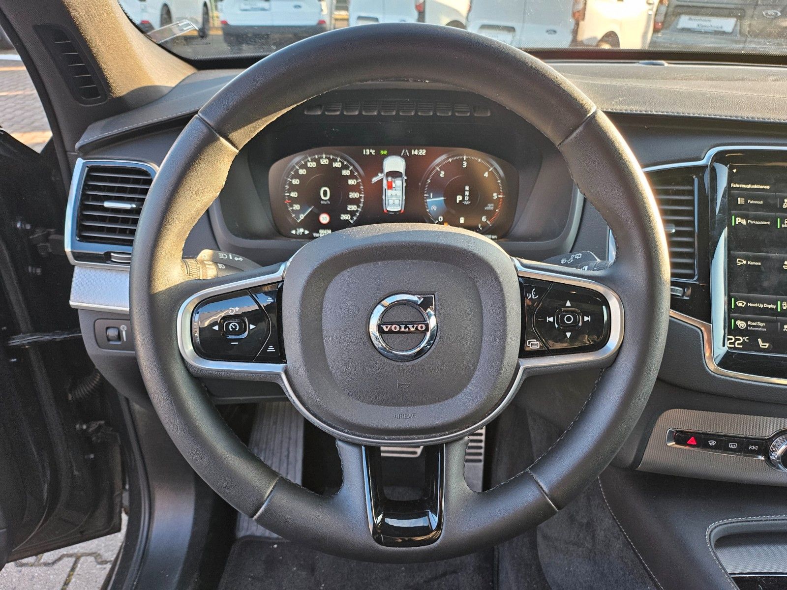 Fahrzeugabbildung Volvo XC90 R Design AWD