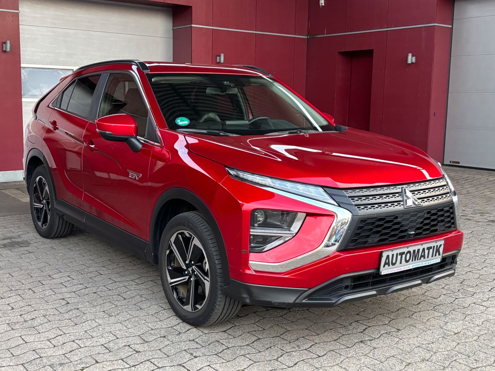 Mitsubishi Eclipse Cross 2.4 PLUG-IN HYBRID 4WD imagem 2