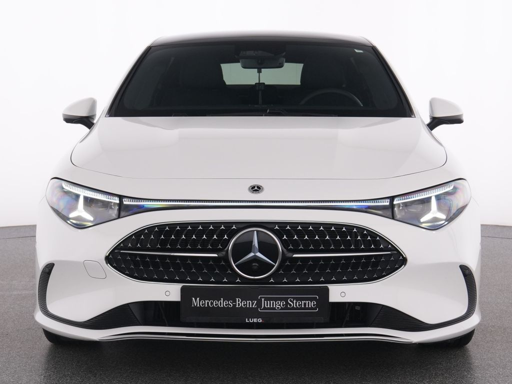 MERCEDES-BENZ CLA 2026