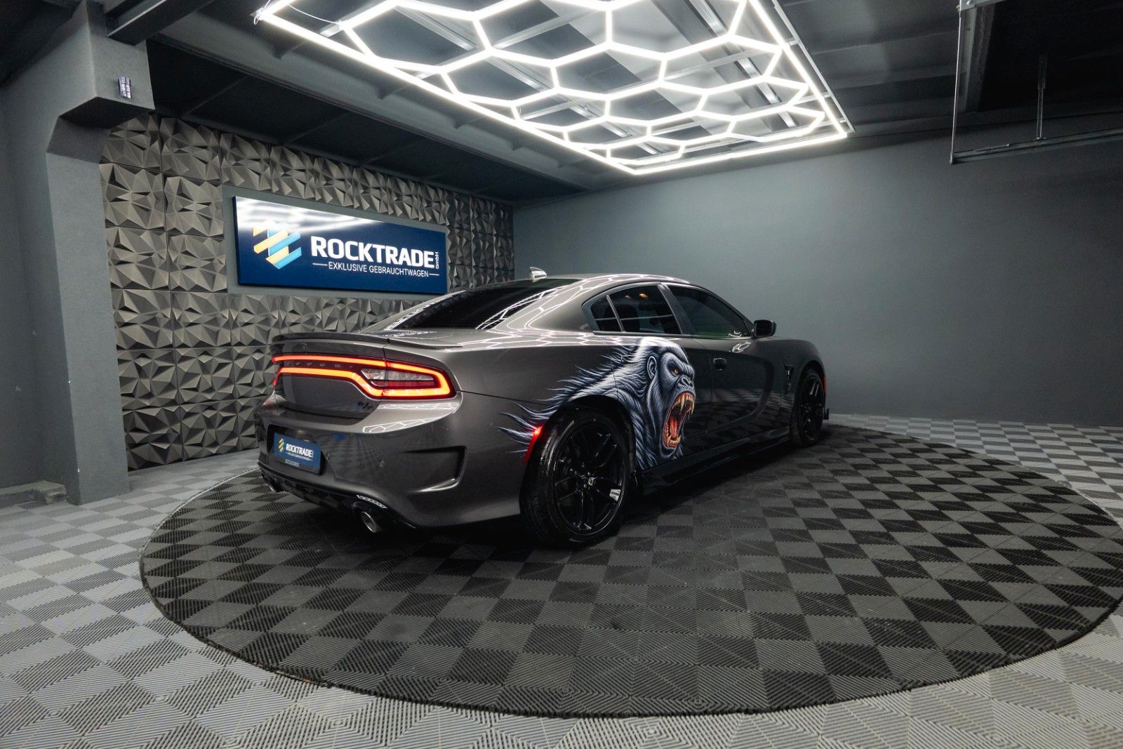 Fahrzeugabbildung Dodge Charger 5.7 V8 HEMI R/T KONG Night Performance