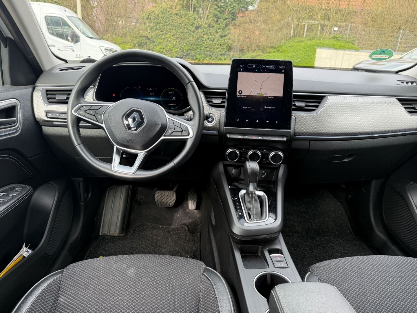 Fahrzeugabbildung Renault Arkana Techno 1.6 E-TECH Hybrid 145 Navi LED App