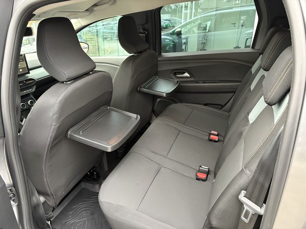 DACIA Jogger - Bild 10