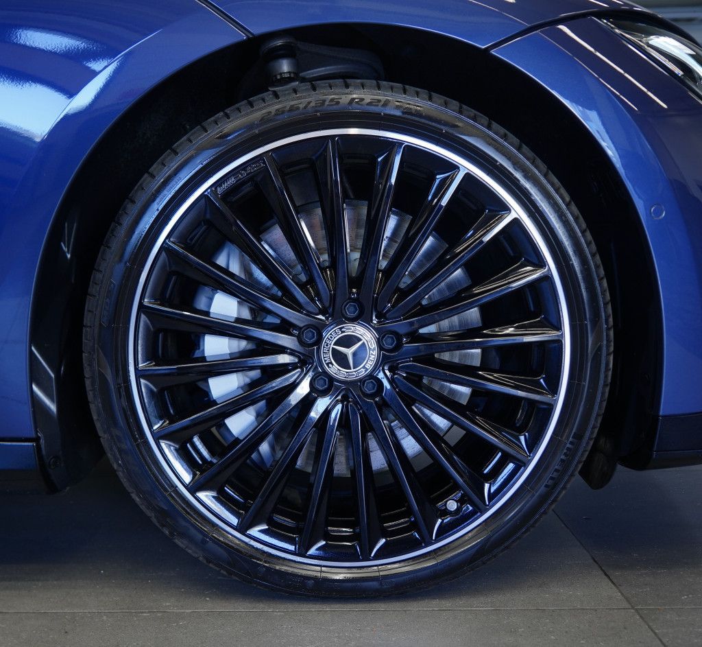 Mercedes Benz Eqe