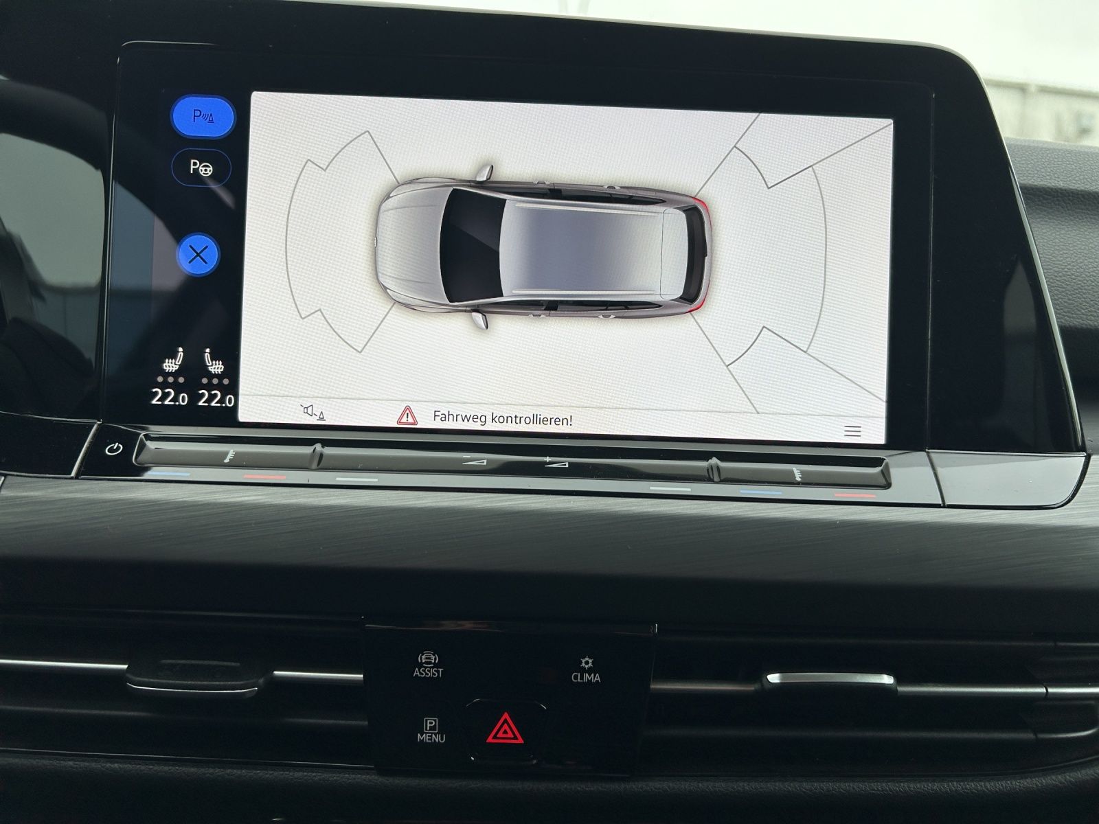 Fahrzeugabbildung Volkswagen Golf VIII Variant TSI Style DSG 4M Matrix Navi A