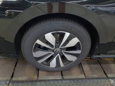 Volkswagen Golf - Bild 8