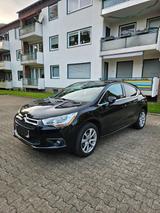 Citroën DS4 in Schwarz 60.000 gelaufen Top... - Citroën DS4 von privat