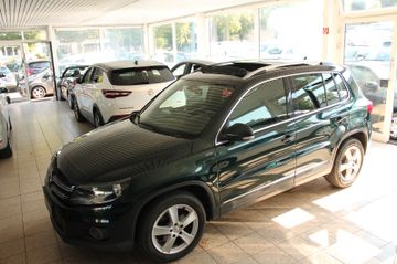 Volkswagen Tiguan - 1