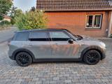 MINI Cooper Clubman Cooper Essential Trim Automat... - MINI Clubman Serie von privat
