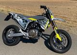 Husqvarna Supermoto 701 Akrapovic
