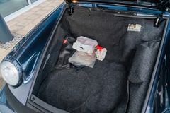 PORSCHE 911 G-Modell/ DE/ SITZHZG./ SCHIEBEDACH/ 16" PORSCHE 911 G-Modell/ DE/ SITZHZG./ SCHIEBEDACH/ 16"
