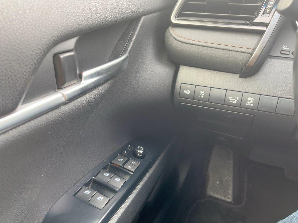 Toyota Camry 2.5 Hybrid Executive Navi*ACC*KAM*SHZ*DAB