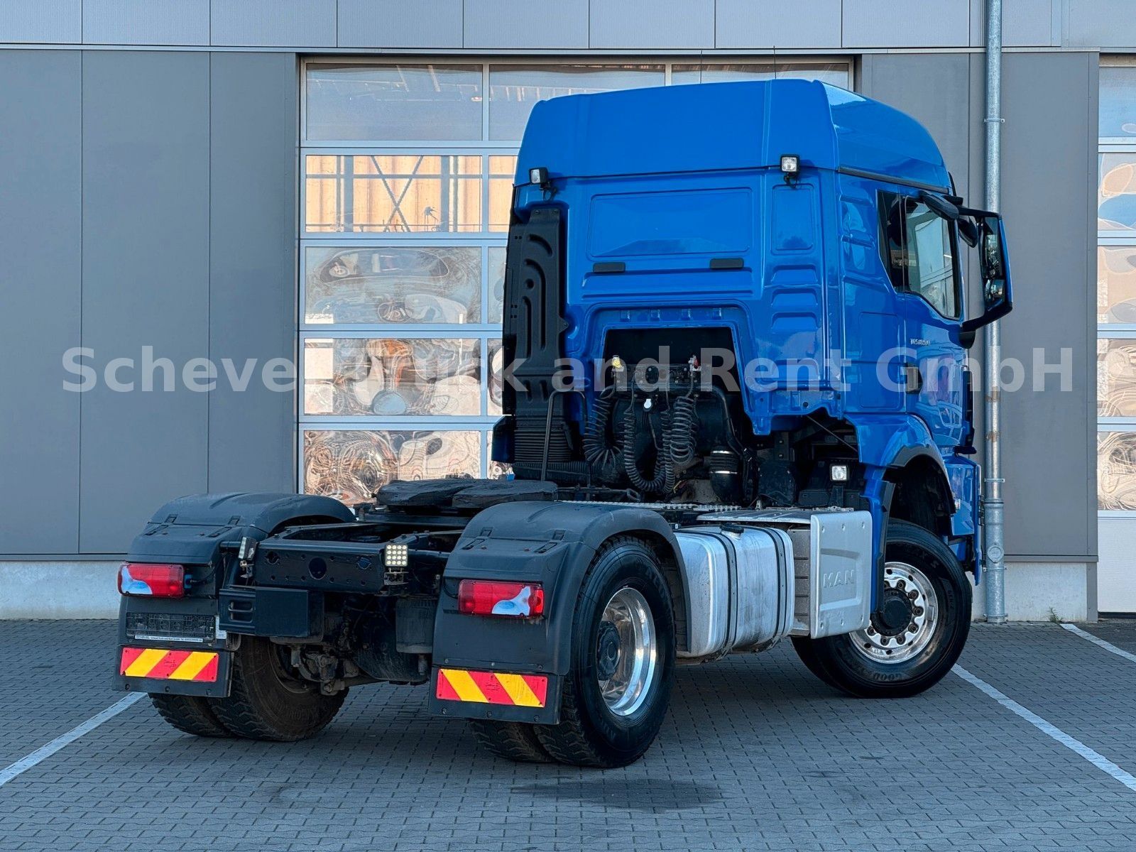 Fahrzeugabbildung MAN TGS 18.510 4x4H BL SA mit Kipphydraulik