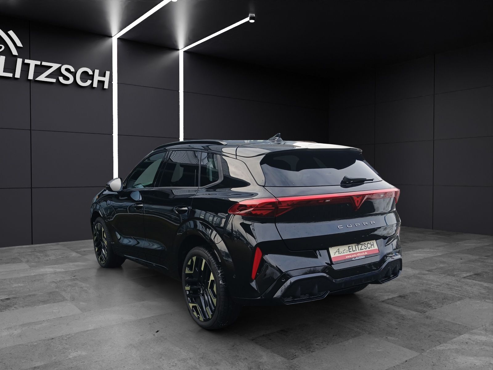 Fahrzeugabbildung CUPRA Terramar VZ e-Hybrid Tribe Matrix Sennh.AHK