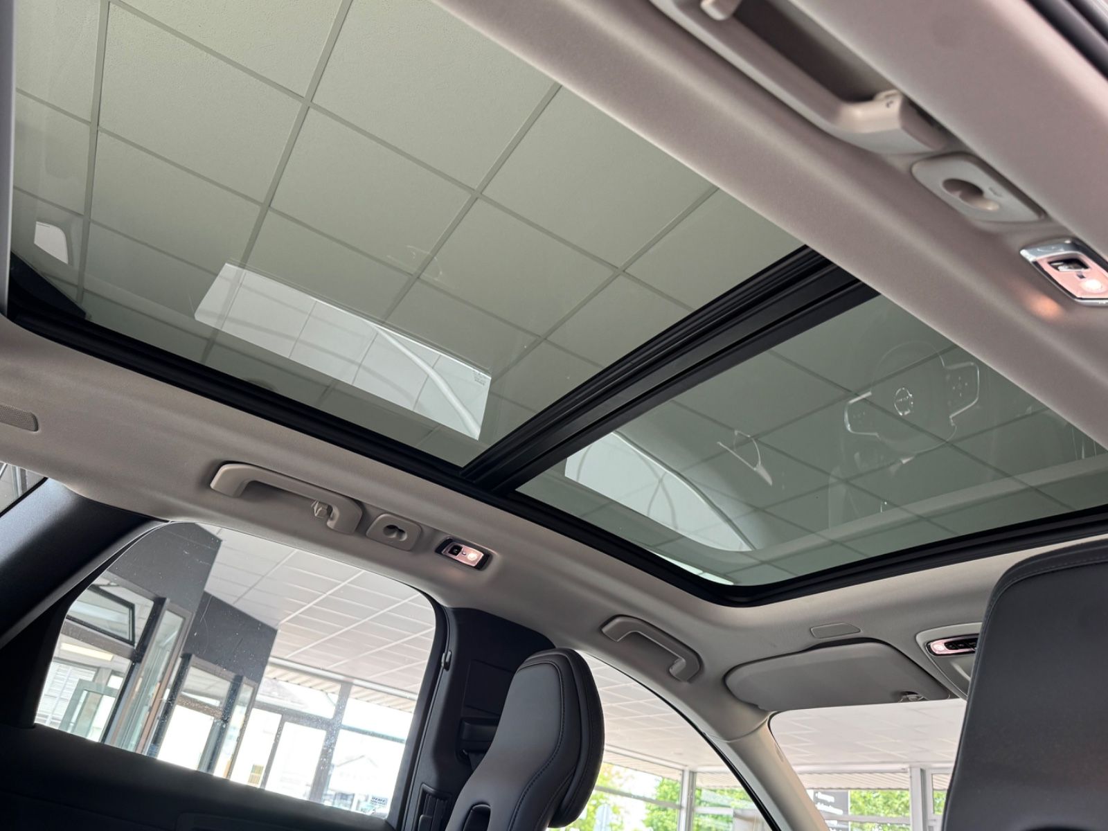 Fahrzeugabbildung Volvo XC60 Inscription Recharge/360°Cam/AHK/PANO/Navi/