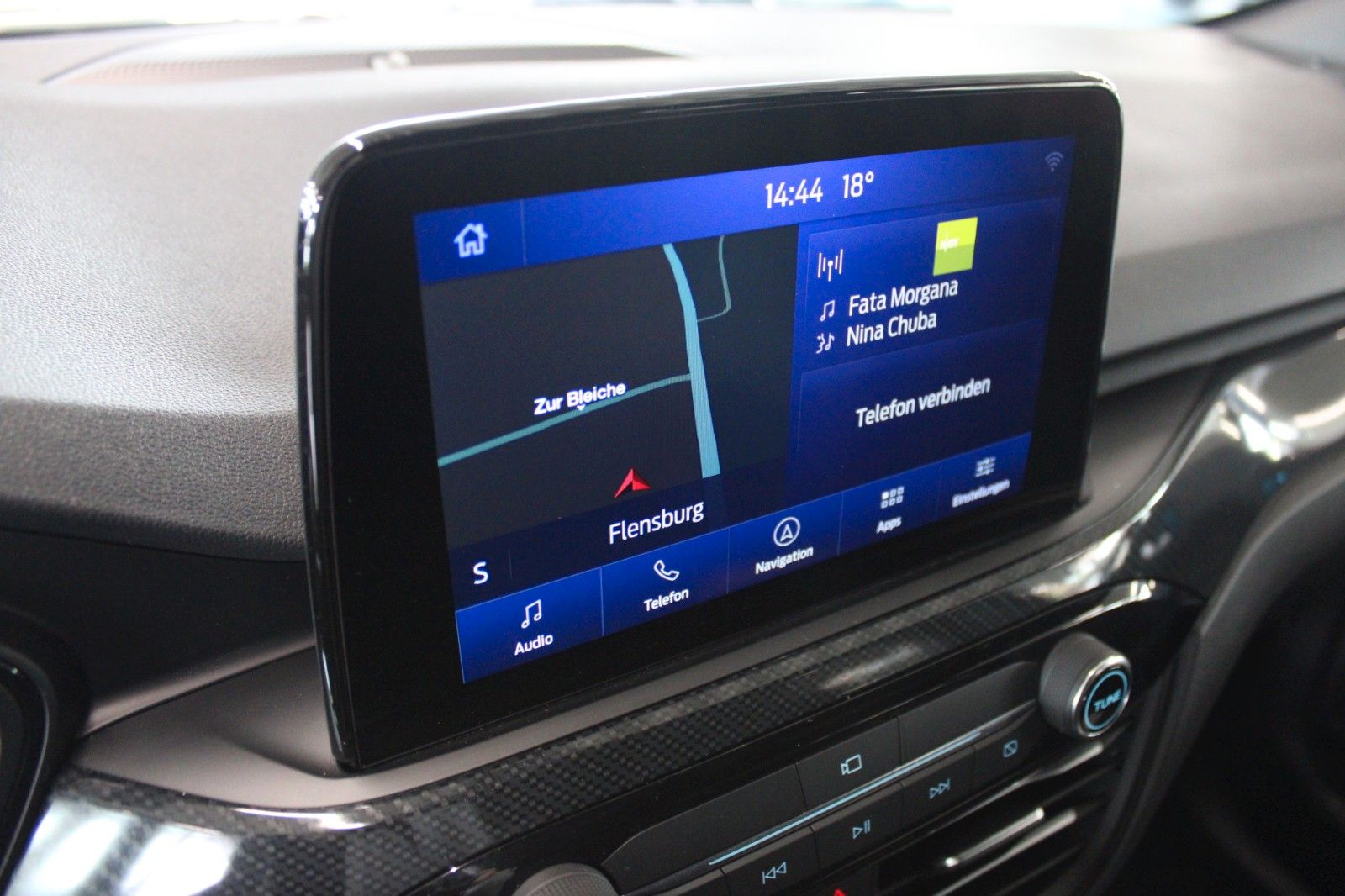 Fahrzeugabbildung Ford Kuga ST-Line X LED B&O HUD ACC WinterPaket Panod