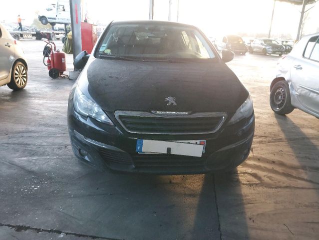 Peugeot 308 II 1.6 BHDI 120