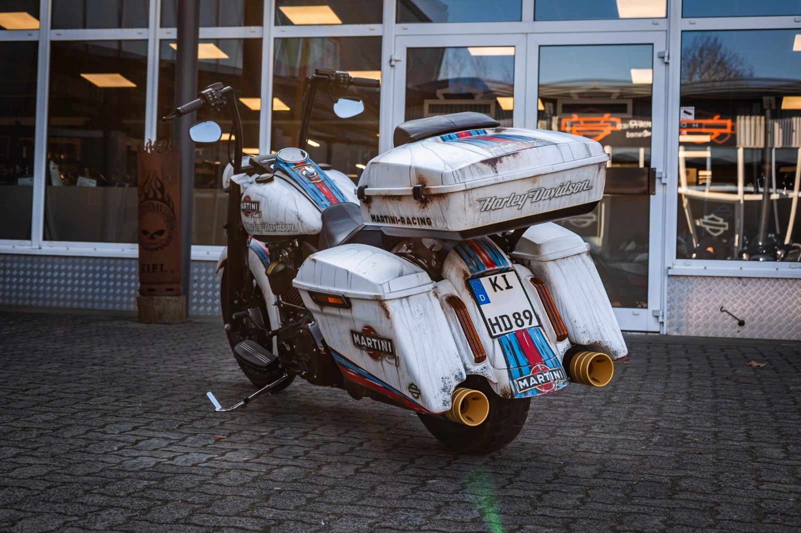 Fahrzeugabbildung Harley-Davidson ROAD KING SPECIAL 114 FLHRXS - MARTINI-RACING