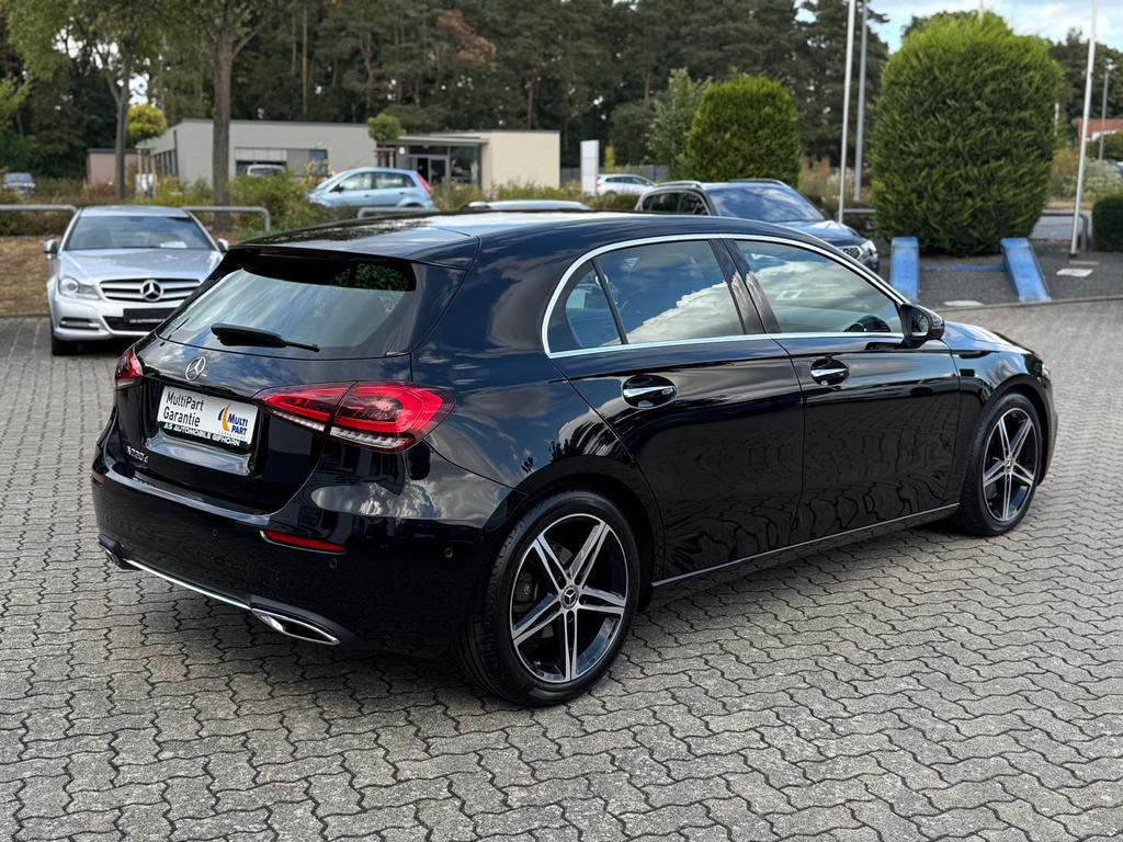 Mercedes-Benz A 220