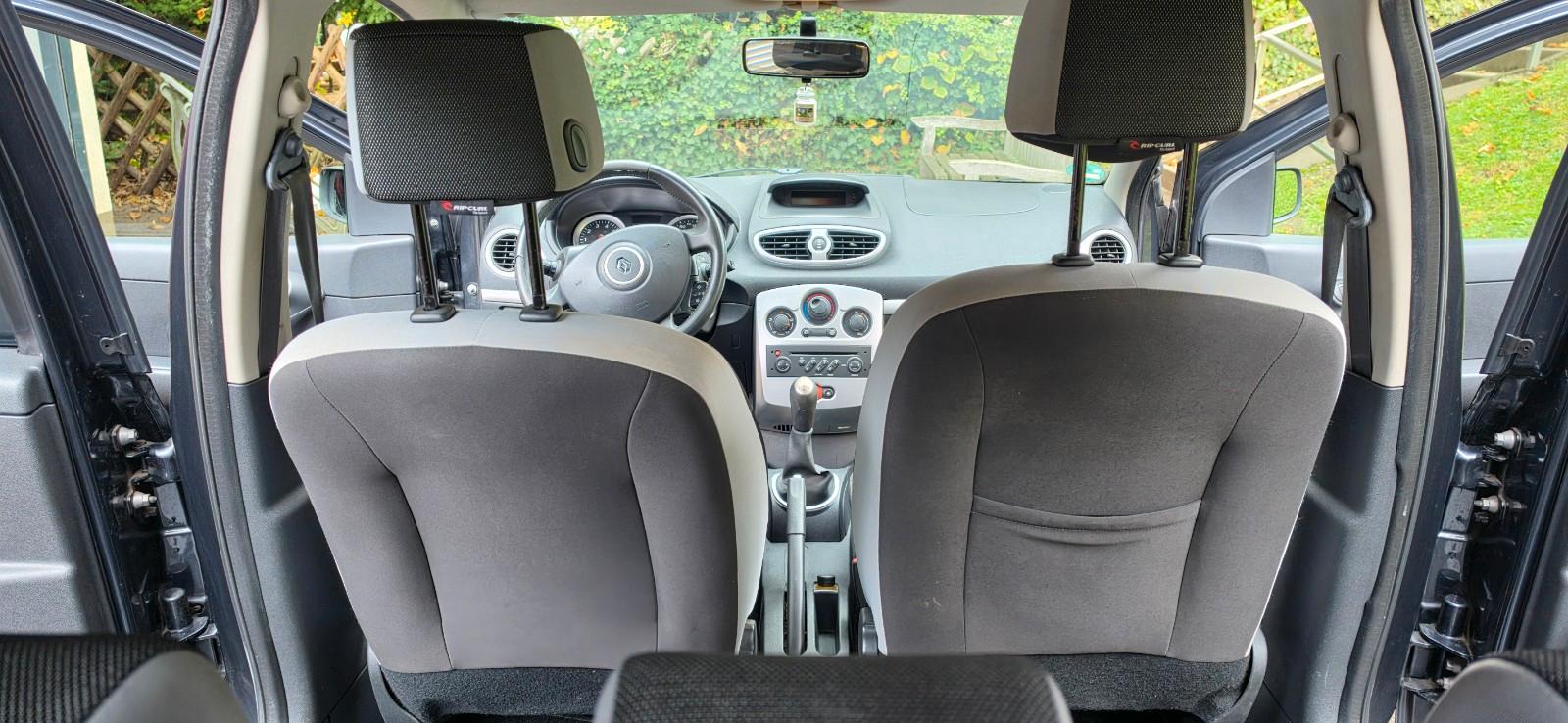Renault Clio 2009 — photo 10