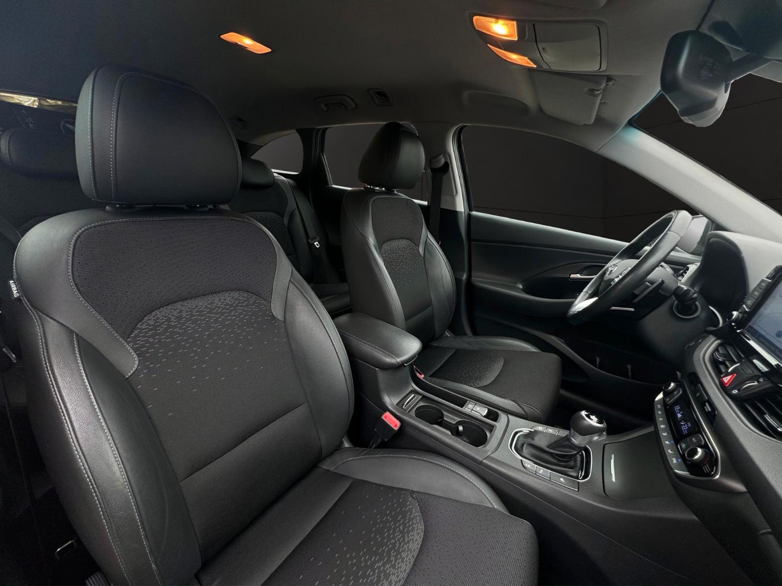 Hyundai i30 cw Premium AUTOMATIK°ACC°NAVI°LED°KAMERA