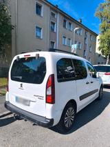 Peugeot Zu verkaufen, 2 Hand, 8 Fach bereift, AHK - Peugeot Partner Tepee: Privatanbieter