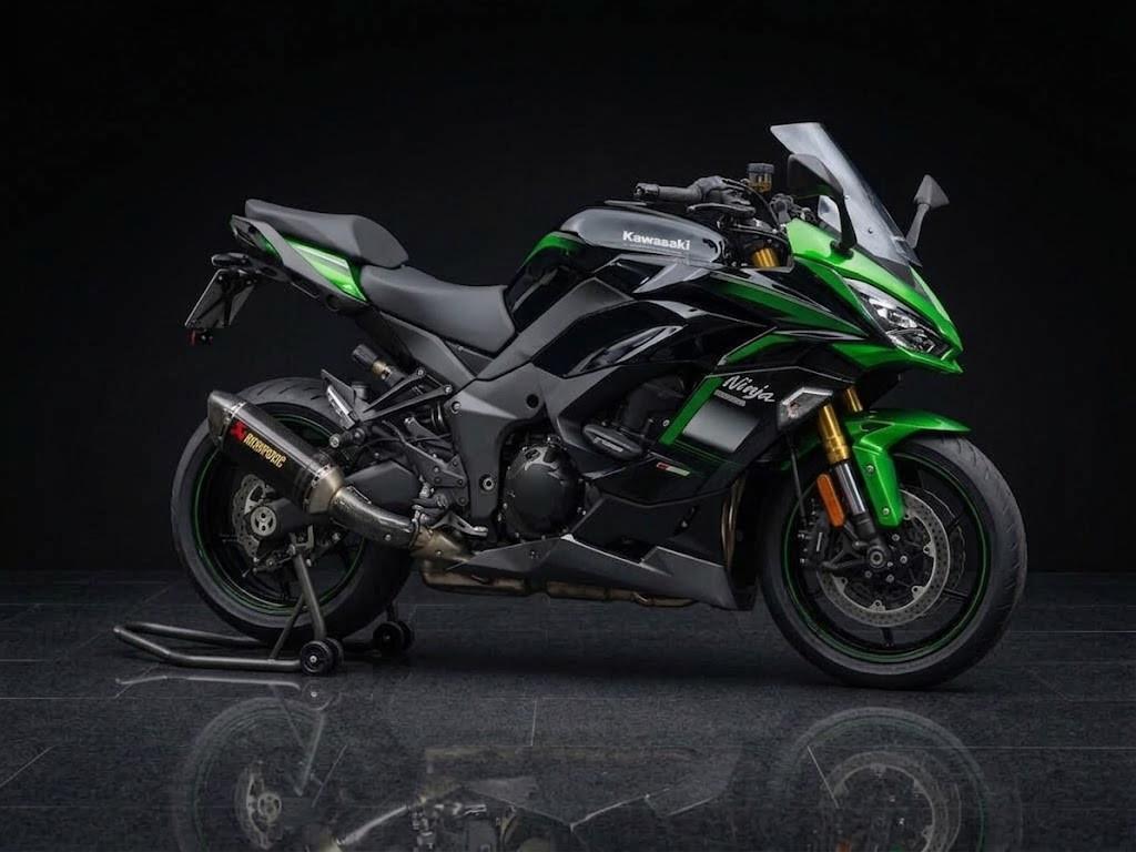 Kawasaki Ninja1000SX 2021 Akra, kurzes Heck,Top gepflegt