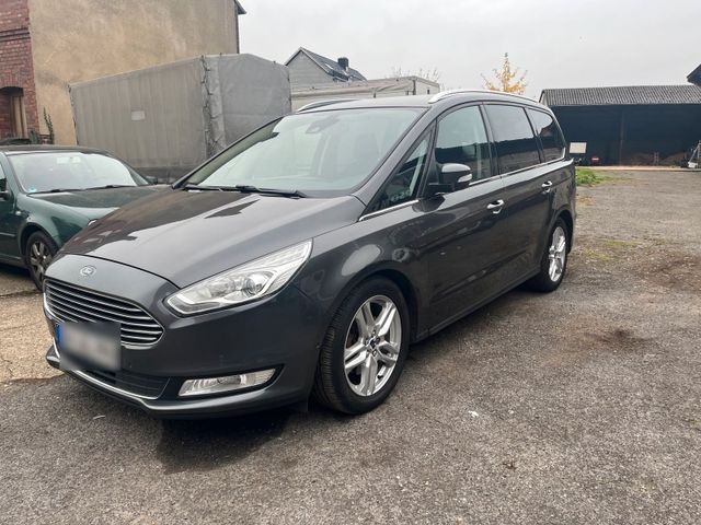 Ford Galaxy 7 Sitzer