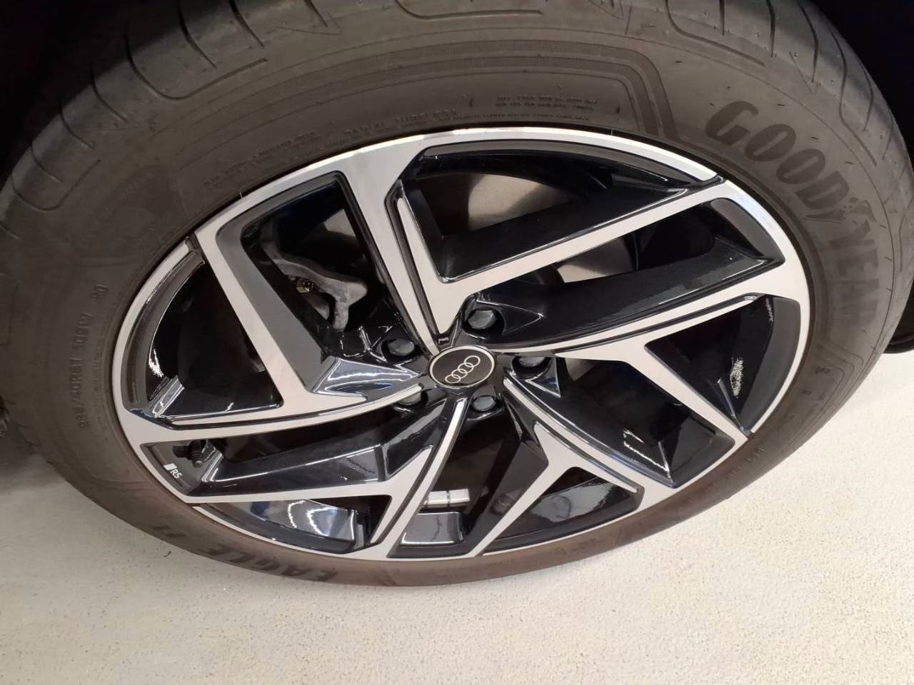 Audi Q6 e-tron - Bild 9
