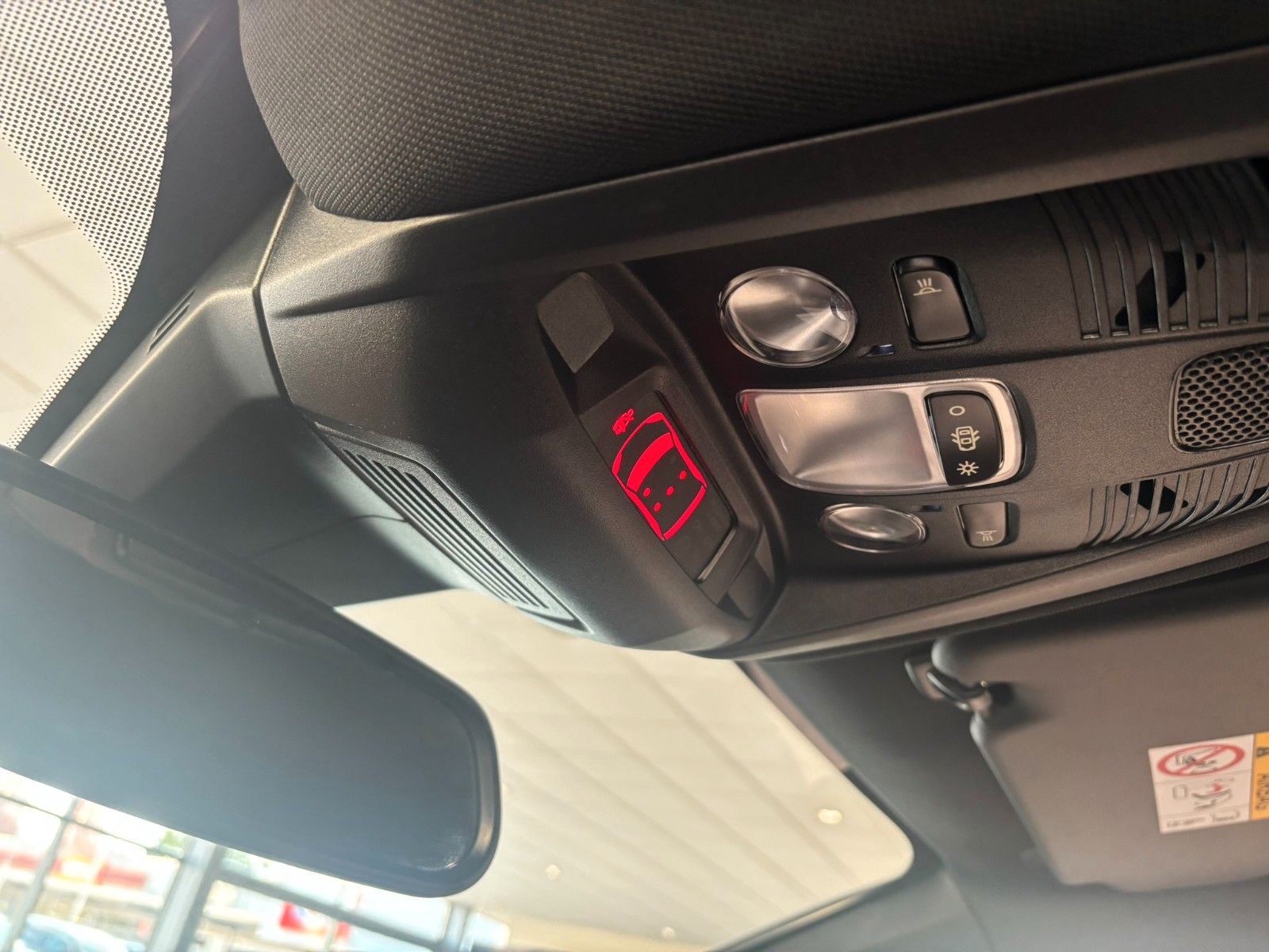 Fahrzeugabbildung Peugeot 3008 1.2T ALLURE PACK NAVI/LED/SPORT/VIRT/PDC