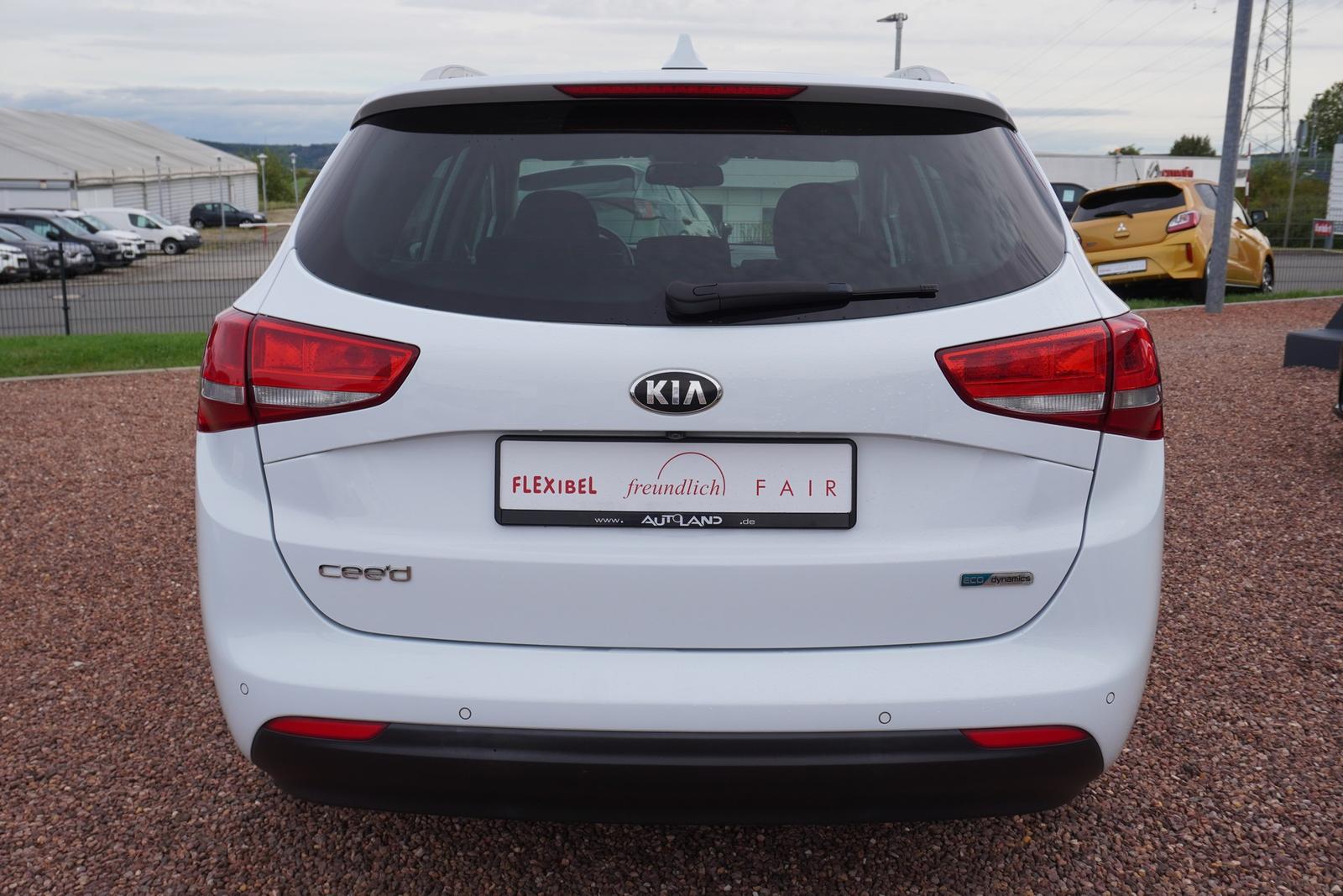 Kia Ceed SW 1.4 Attract Klimaaut. Kamera Sitzheizung